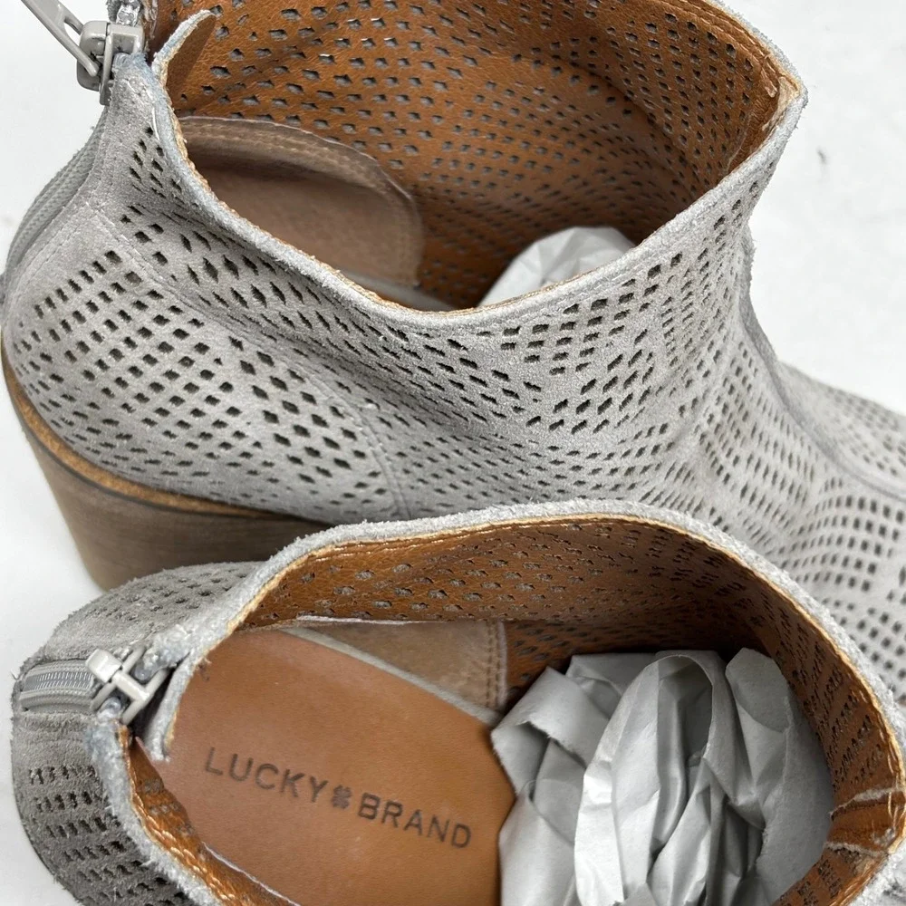 Lucky Brand Gray Suede Perforated‎ Peep Toe Block Heel Booties Womens Size 9/40